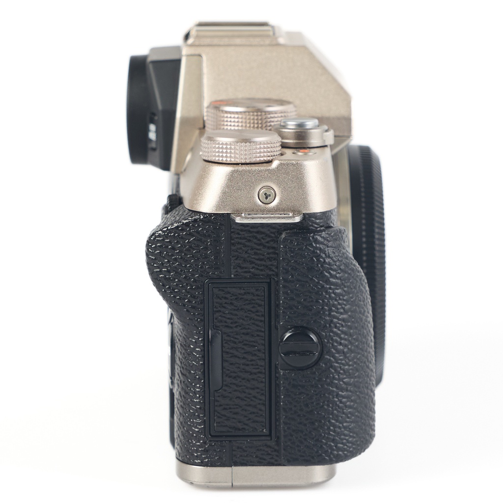 Fujifilm X-T100 Body Champagne Gold - Grade 8 | Progear